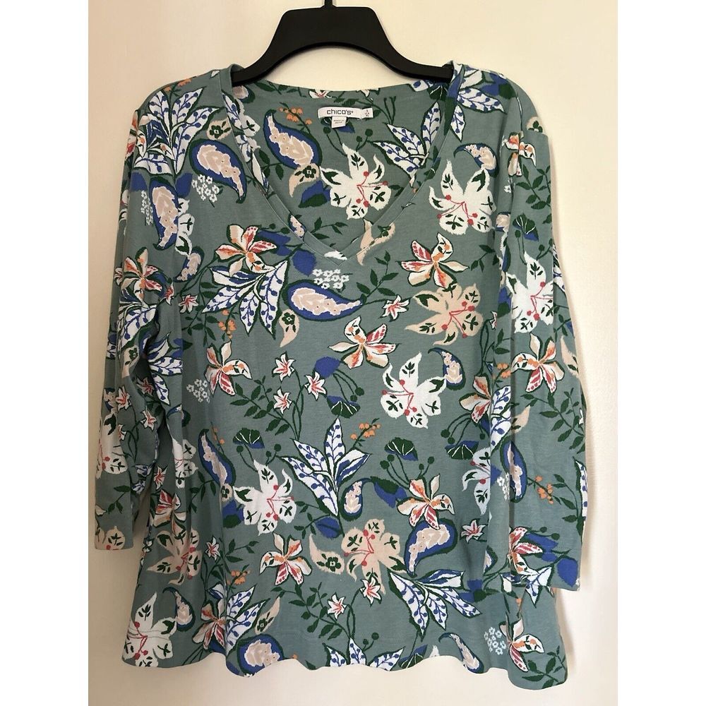 Chicos size 3 XL Green & Floral 3/4 Sleeve V Neck Top Blouse Women's